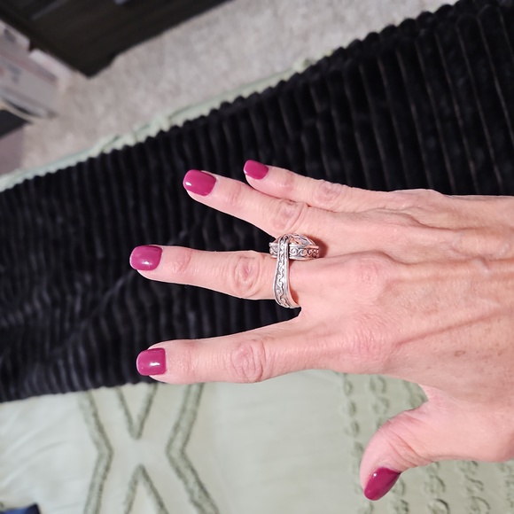 Ring - Picture 2 of 2